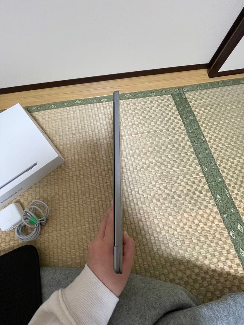 MacBook Air13インチ M2 2022 8GB 256GB US