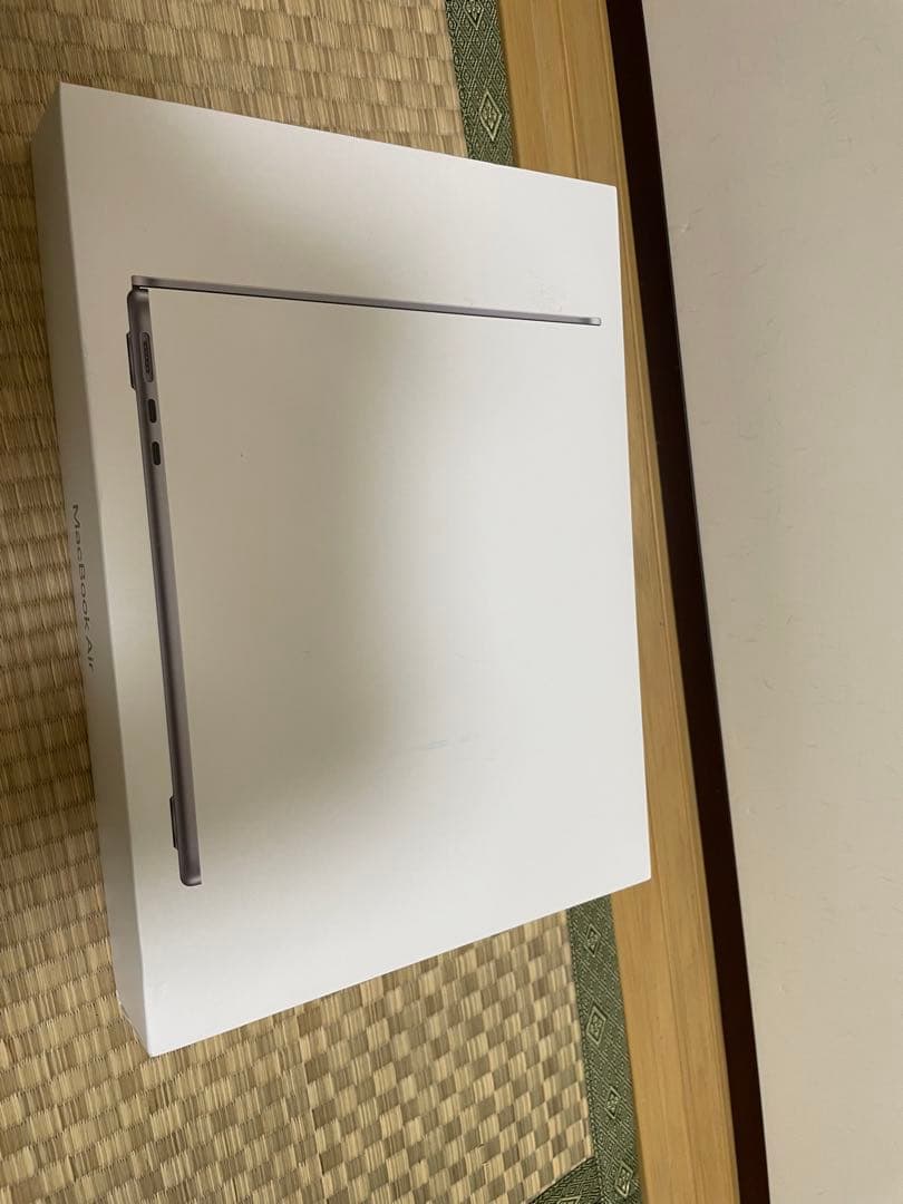MacBook Air13インチ M2 2022 8GB 256GB US