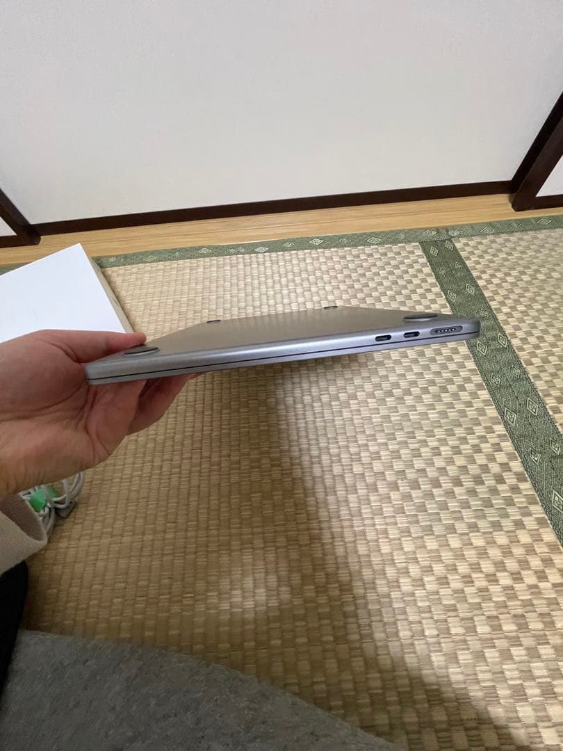 MacBook Air13インチ M2 2022 8GB 256GB US