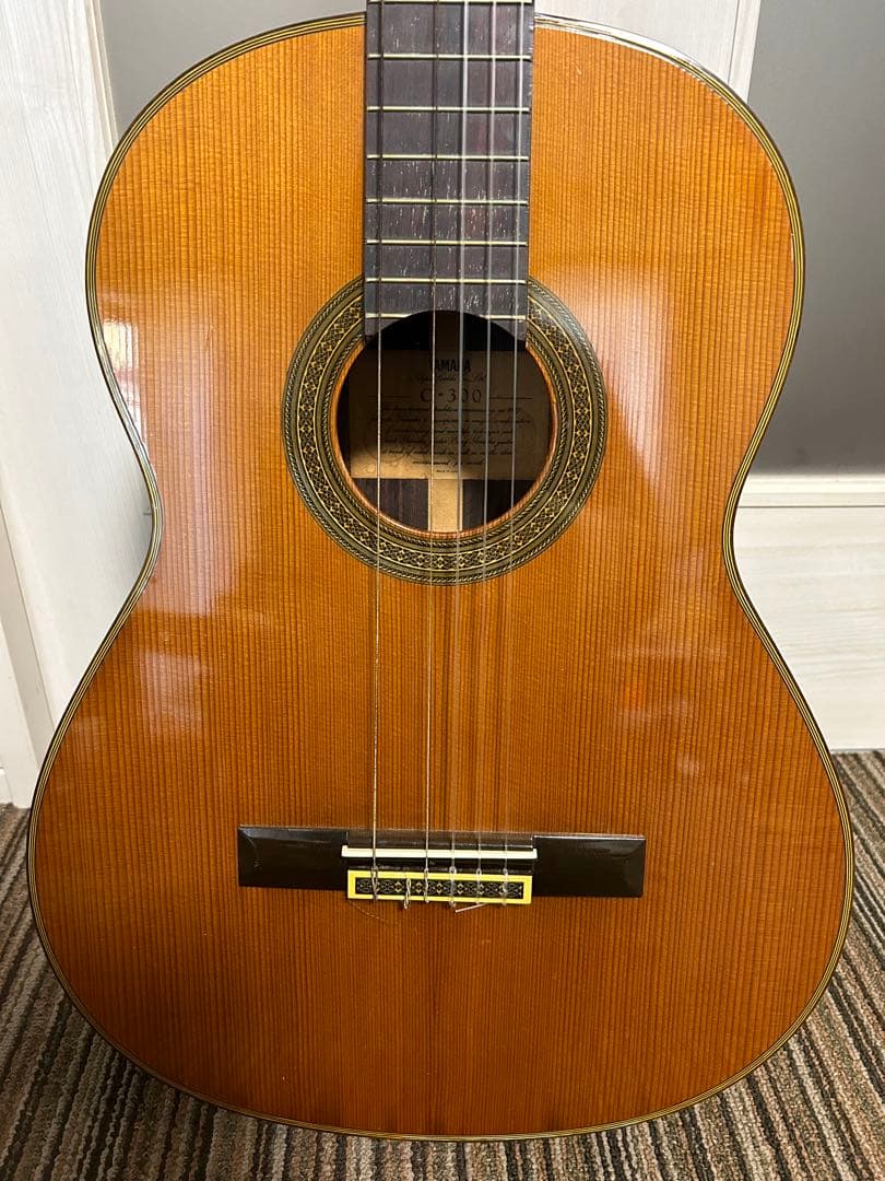 YAMAHA C-300 クラシックギターハードケース付き