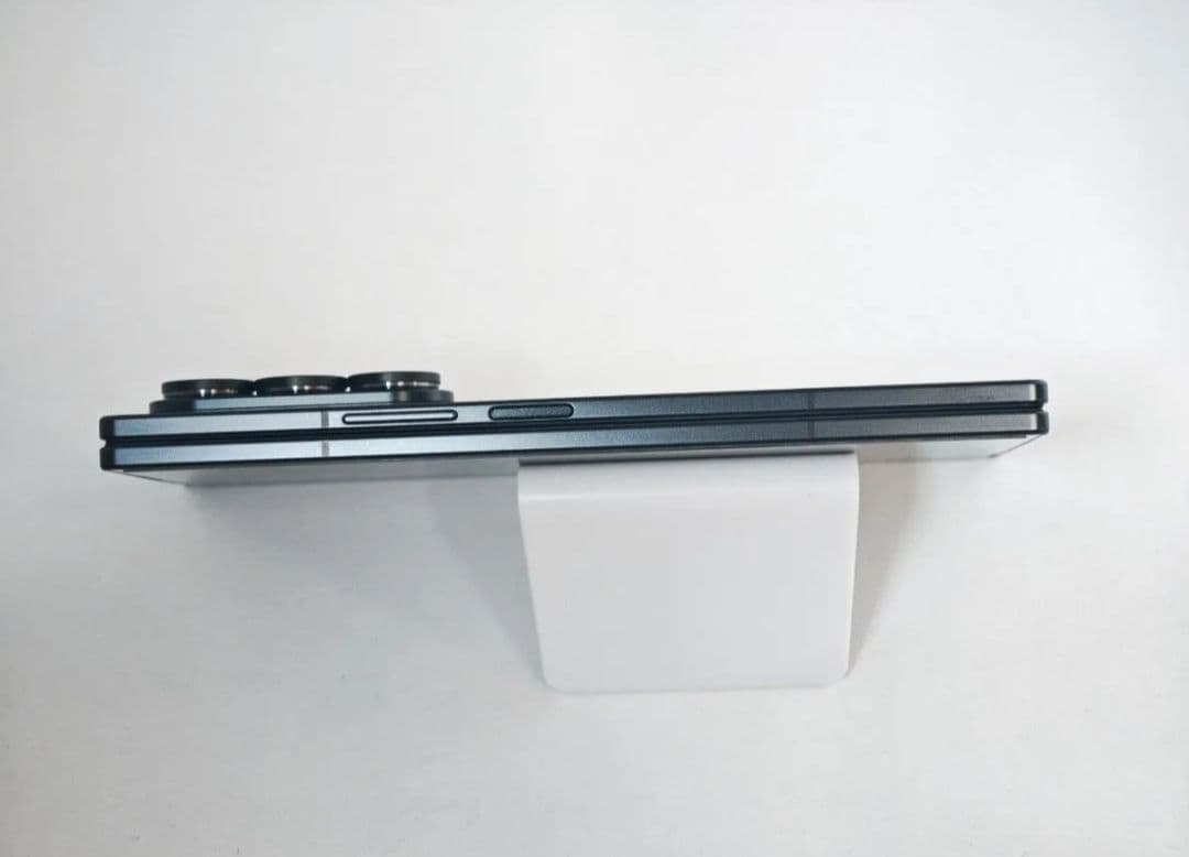 【Aランク】Galaxy Z Fold7 ジェットブラック 512GB 韓国版