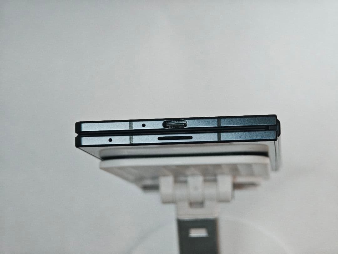 【Aランク】Galaxy Z Fold7 ジェットブラック 512GB 韓国版