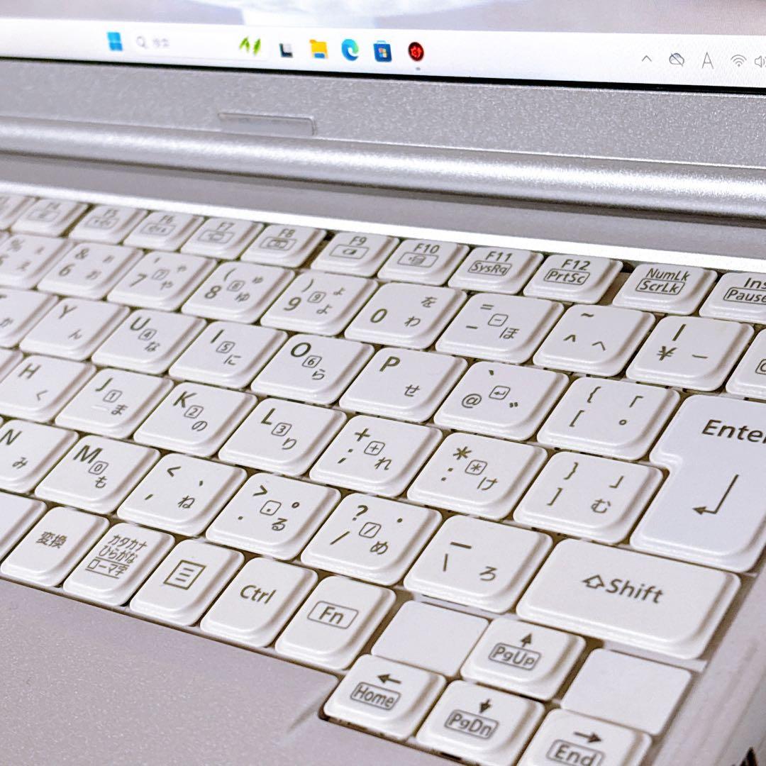 レッツノート CF-SV8 core i5 SSD256GB マルチタスクOK