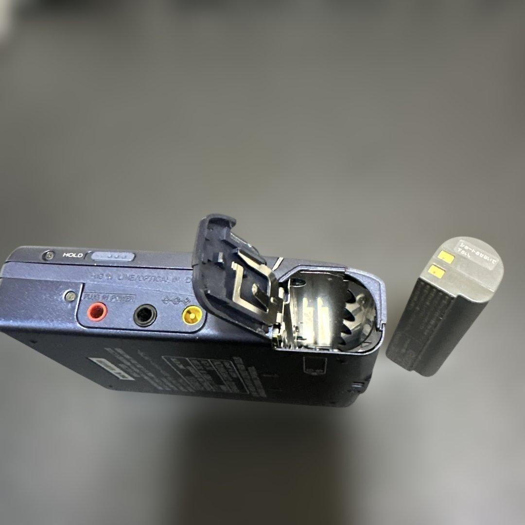 KENWOOD ポータブルMDレコーダー　DMC-E7R ジャンク　現状品