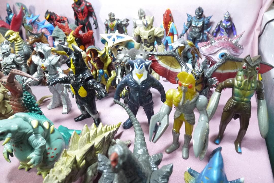 ウルトラ怪獣シリーズ　DXシリーズ　怪獣ソフビ　56体