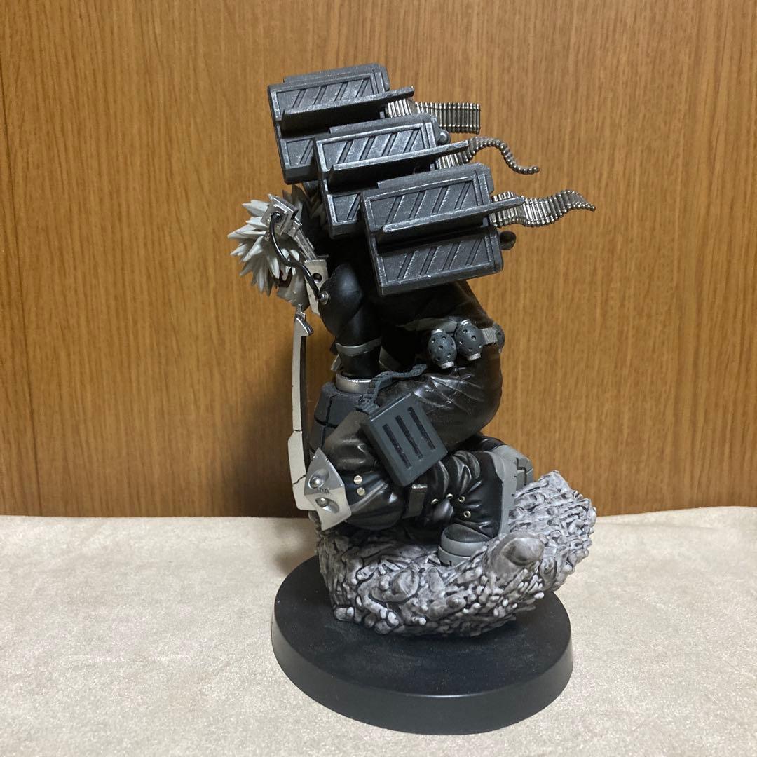 僕のヒーローアカデミア 爆豪勝己 フィギュア　ストレイフパンツァー