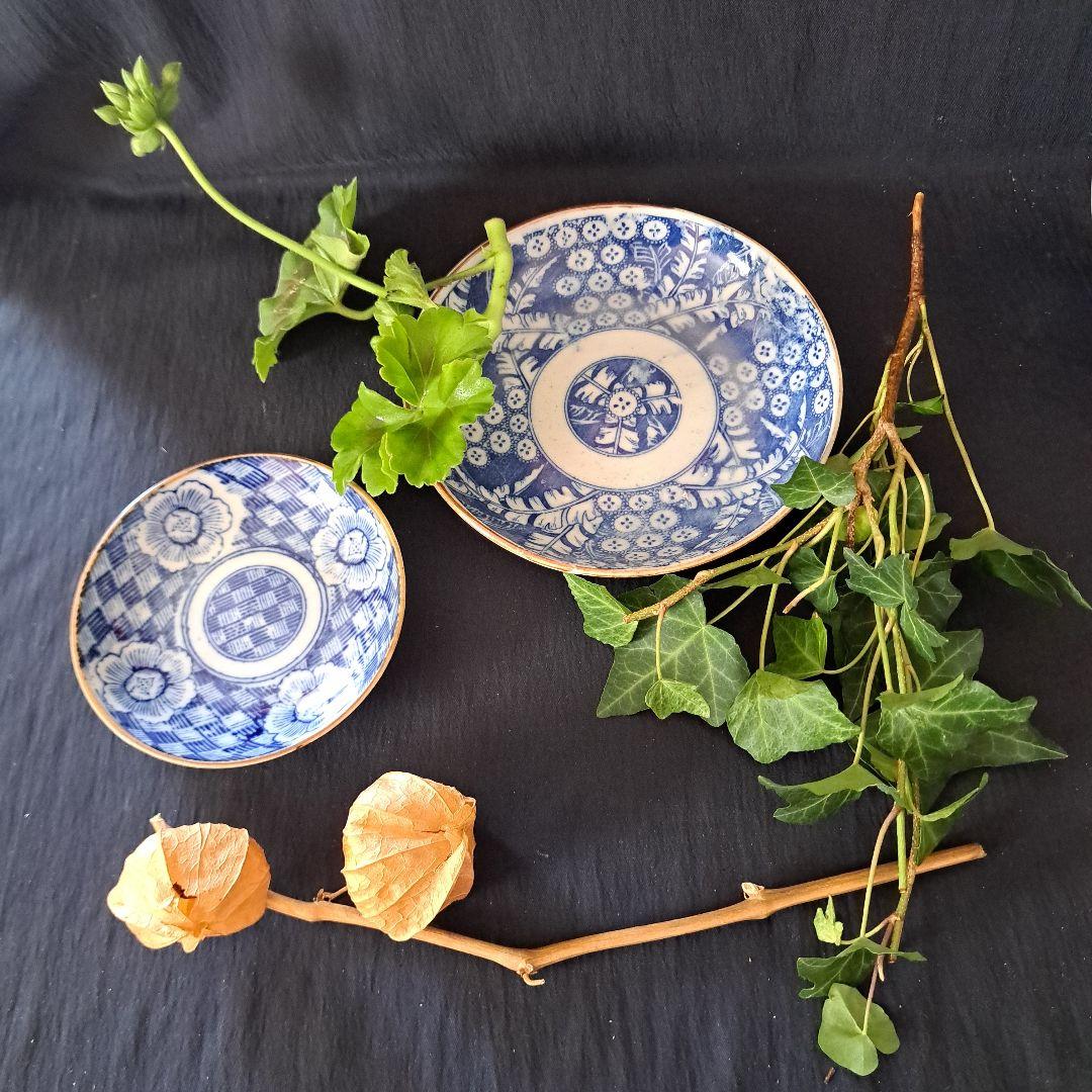 「印判の楽しみ 羊歯と花のモチーフ」 皿(直径16cmと11cm) 6客セット