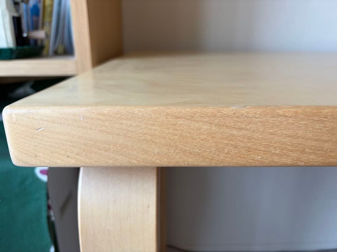 artek 80A バーチ　ナチュラルラッカー