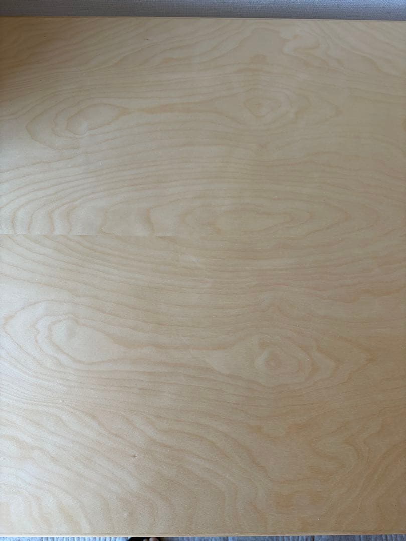 artek 80A バーチ　ナチュラルラッカー