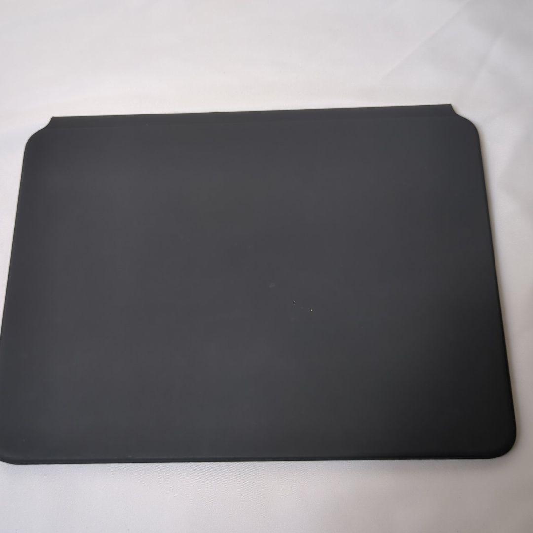 Applei Pad Magickeyboard 11インチ MXQT2J/A