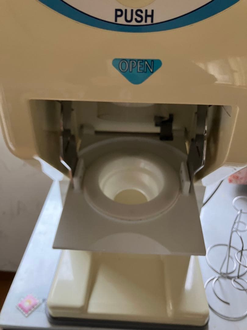 サンデン SANDEN ソフトクリーム機 ワンショット冷凍庫なし値下げ！