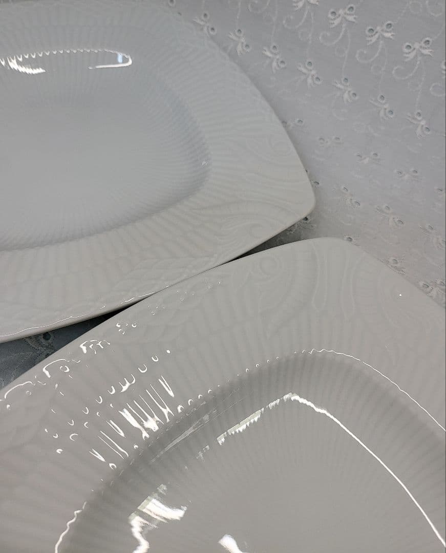 2枚✨ロイヤルコペンハーゲン ホワイト ハーフレース スクエア プレート②