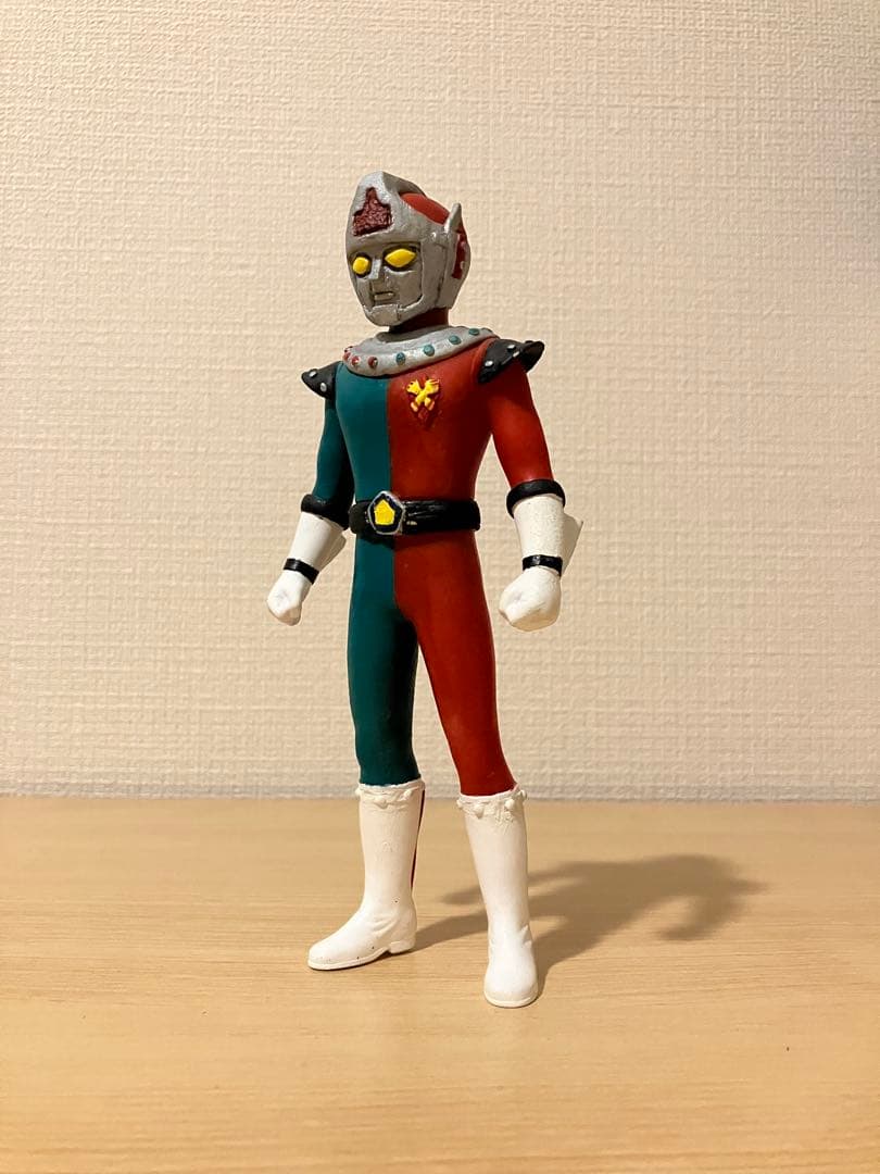 ウルトラマン 特撮 ソフビ リペイント カスタム 『アイゼンボー』