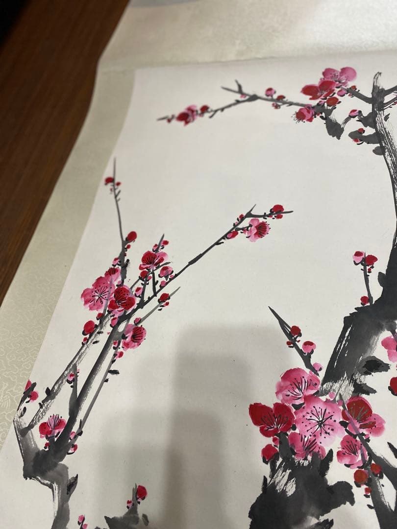 王朝光 梅図 掛軸 肉筆 直筆サイン 落款 共箱付 紅梅 水墨画 床の間