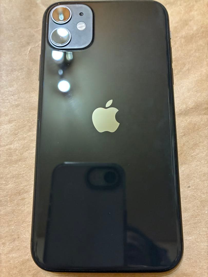 iPhone11 64GB simフリー 3