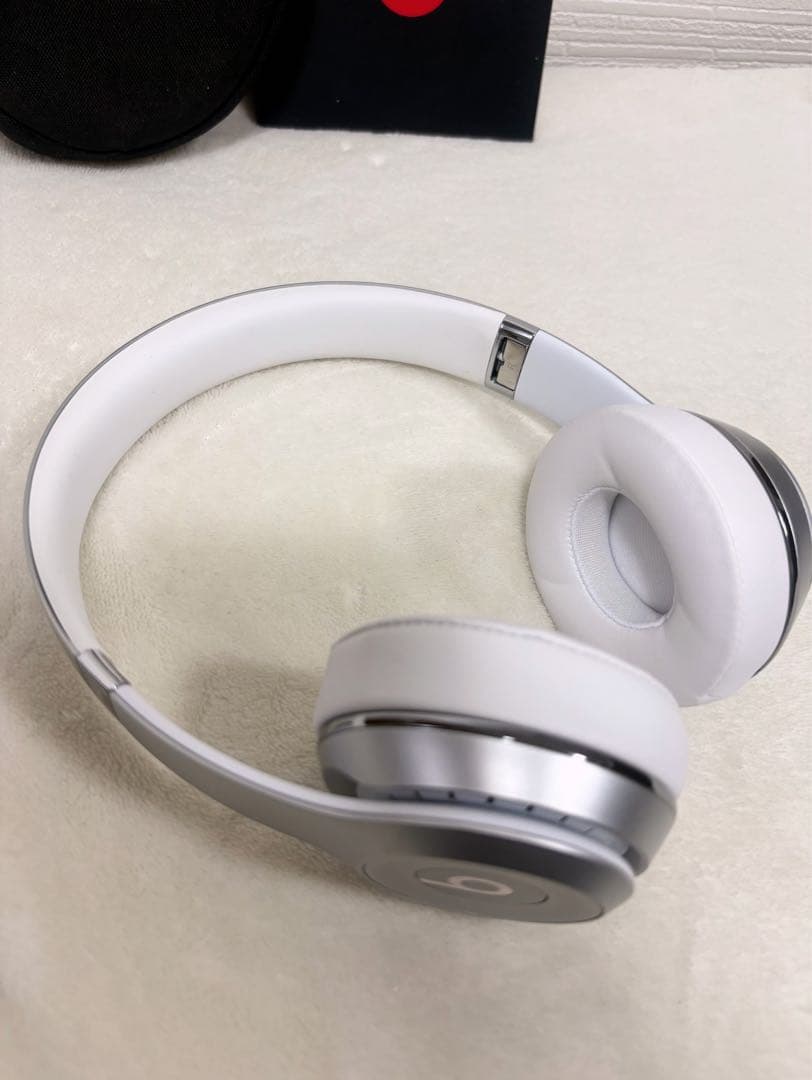 【最終価格】Beats Solo3 Wirelessワイヤレスヘッドホン