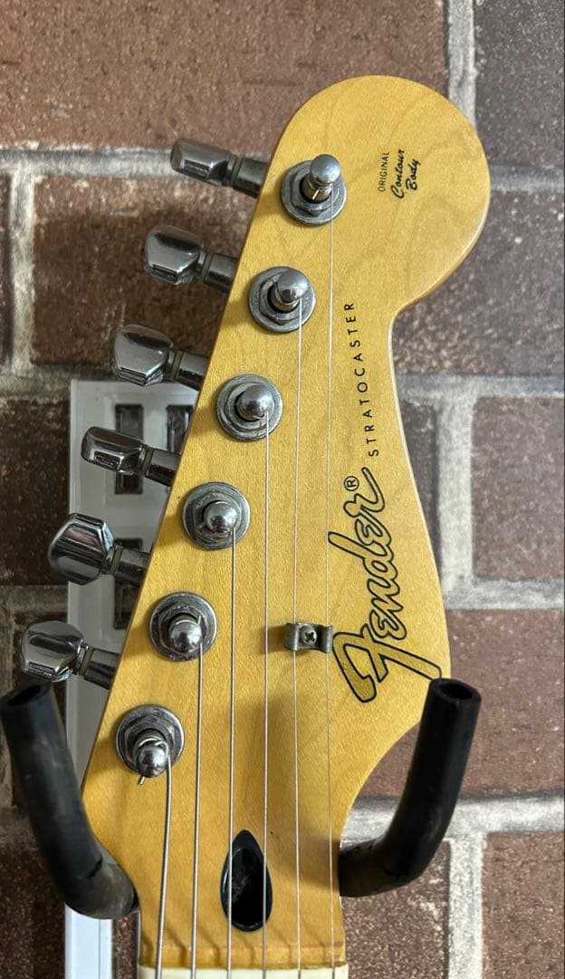 愛用して下さい　Fender Japanエレキギター　STM-55