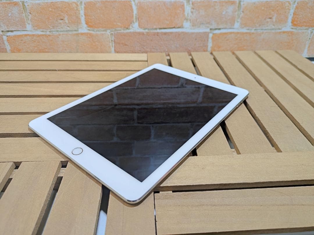 (2635)iPadPro 9.7 128GB バッテリー81%◎