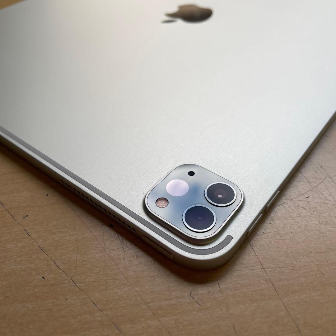 iPad Pro 第4世代　A2229 シルバー　128GB 超美品　#3