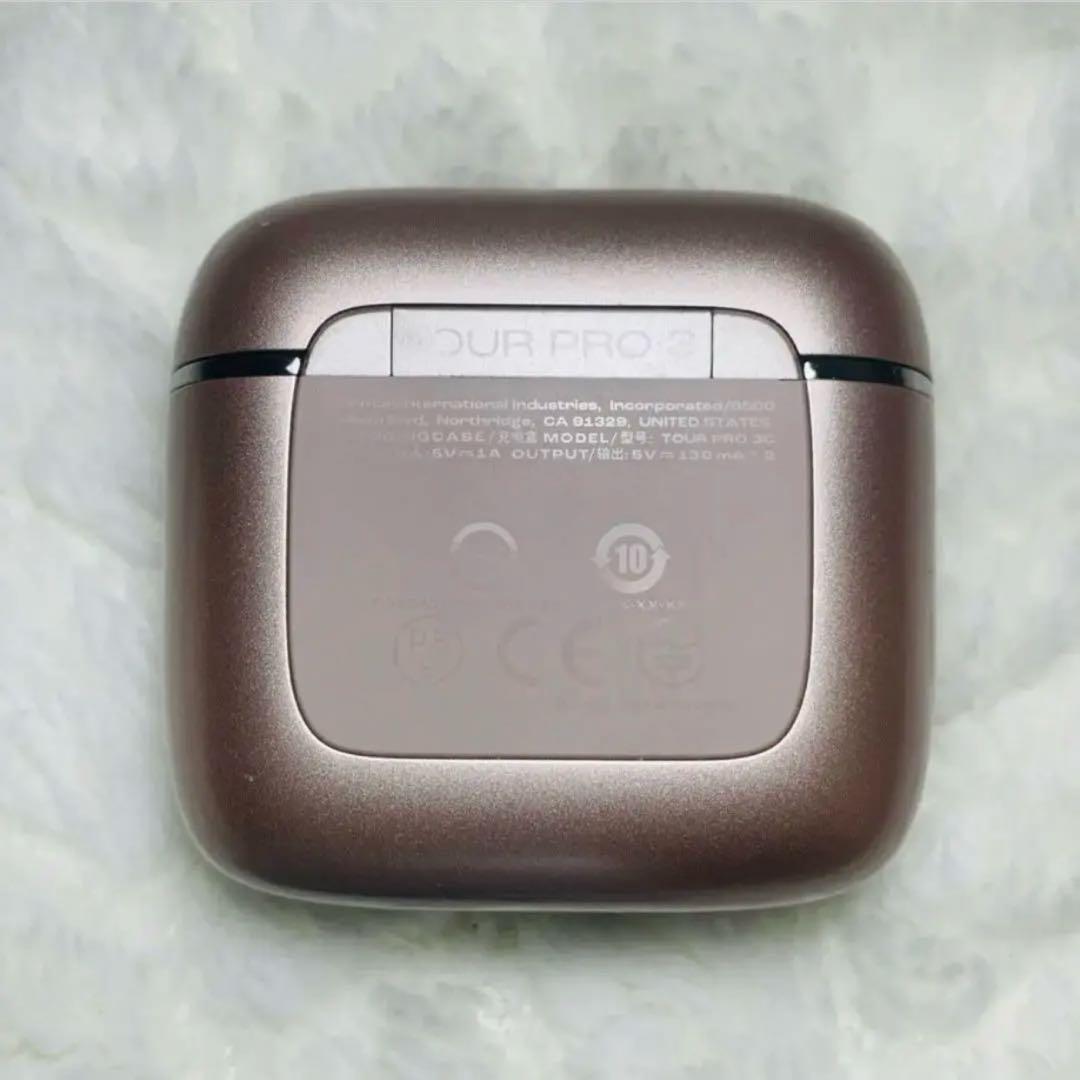 美品 JBL TOUR PRO3 ラテ　充電ケース 1