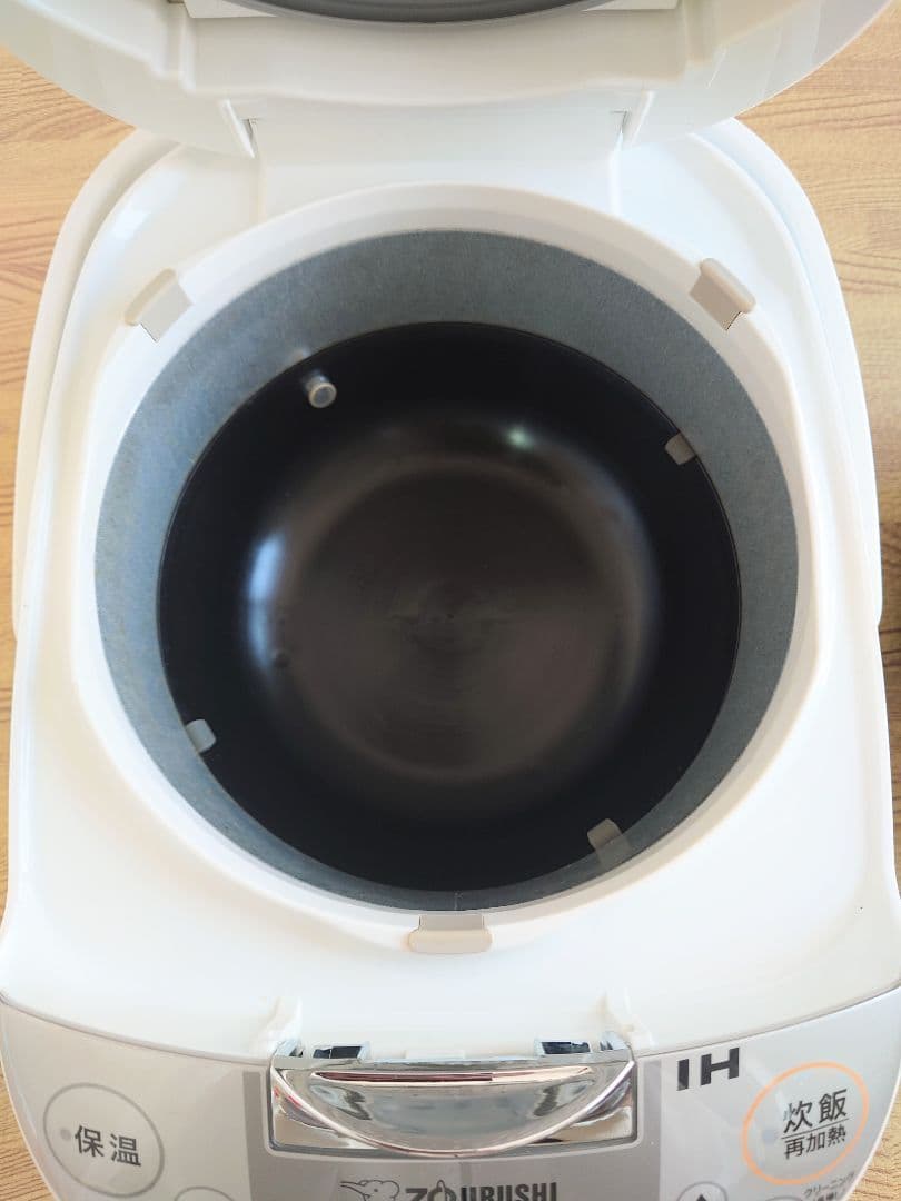 象印 IH炊飯器 NP-KB10 ホワイト