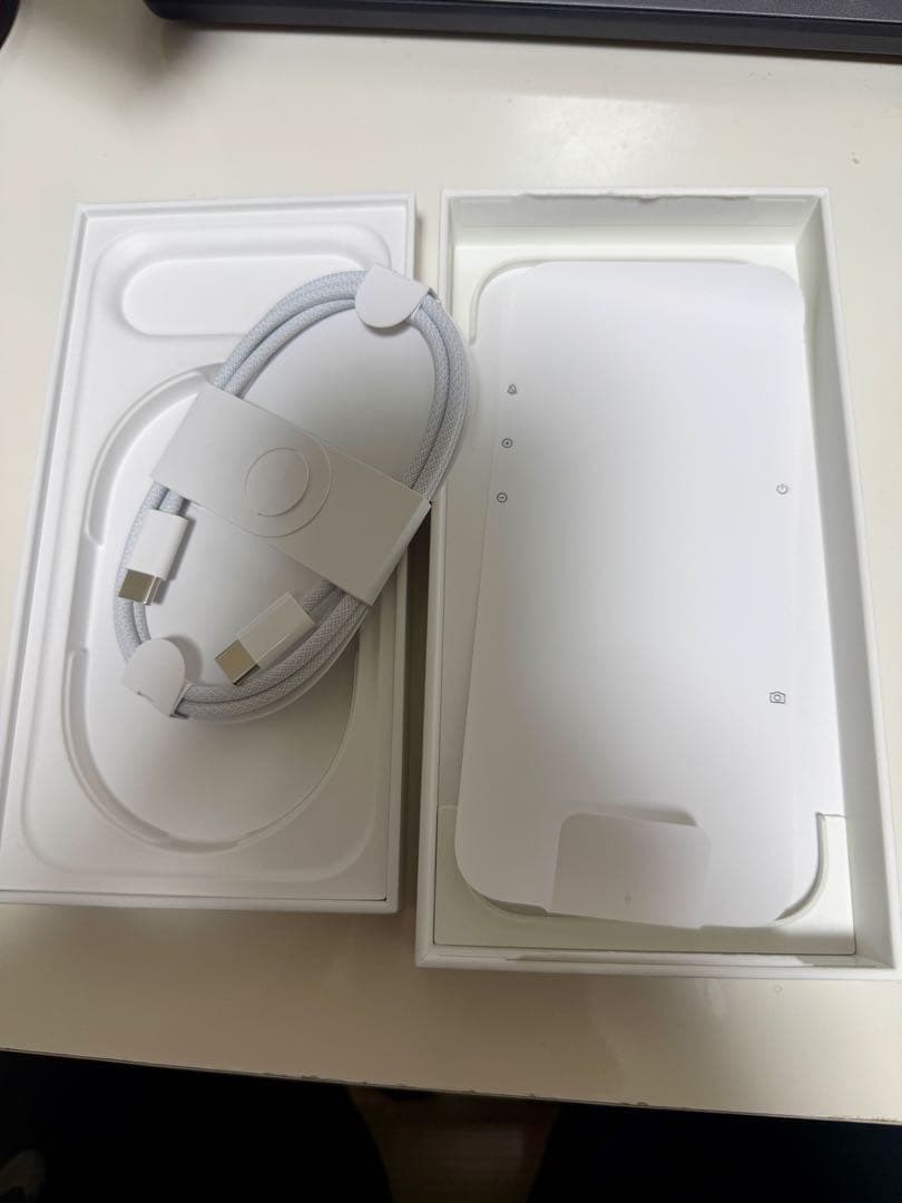 iPhone Air 256GB スペースブラック（おまけ純正ケース付き）