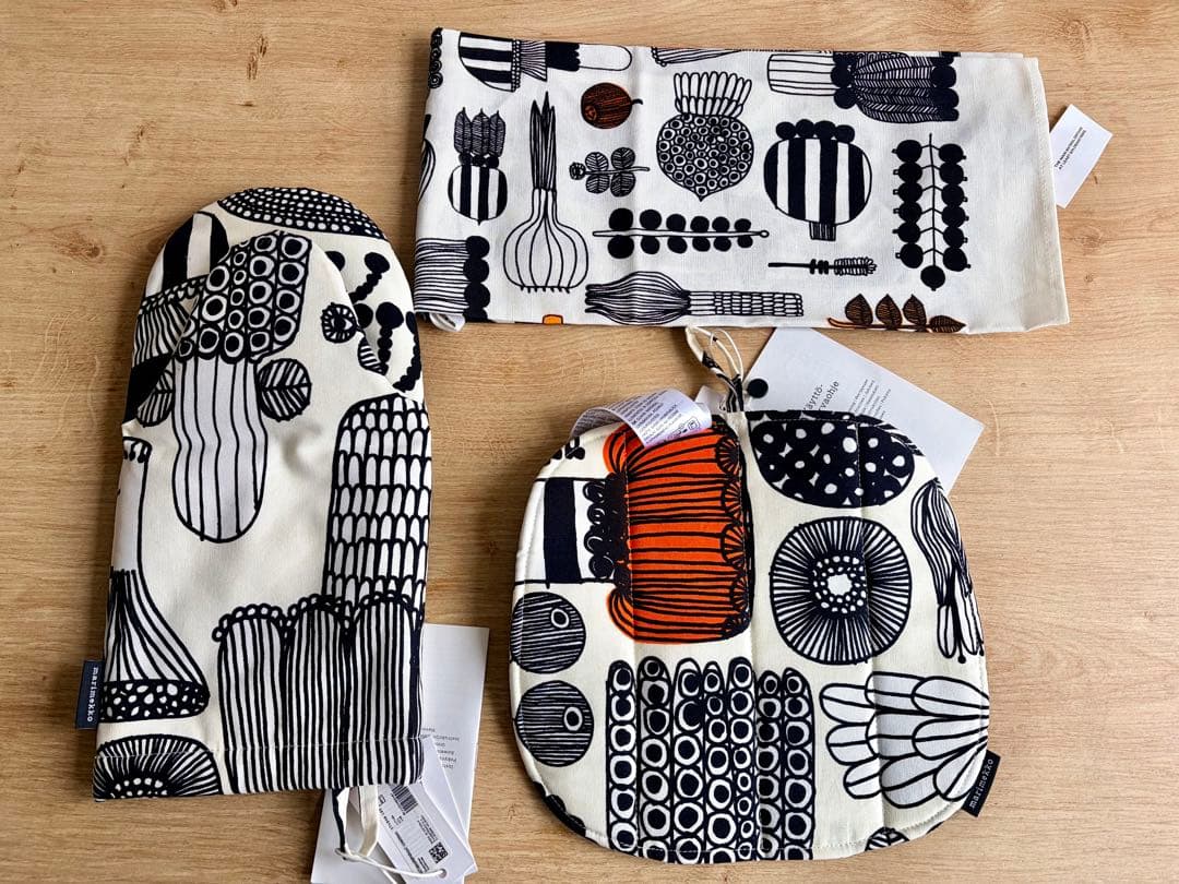 Marimekko 新品Puutarhurin parhaatキッチン3点セット