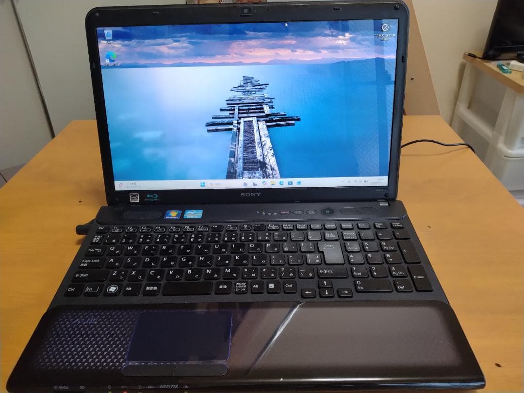 【値下げ！】VAIO美品？ Windows11メモリ8GB SSD256GB