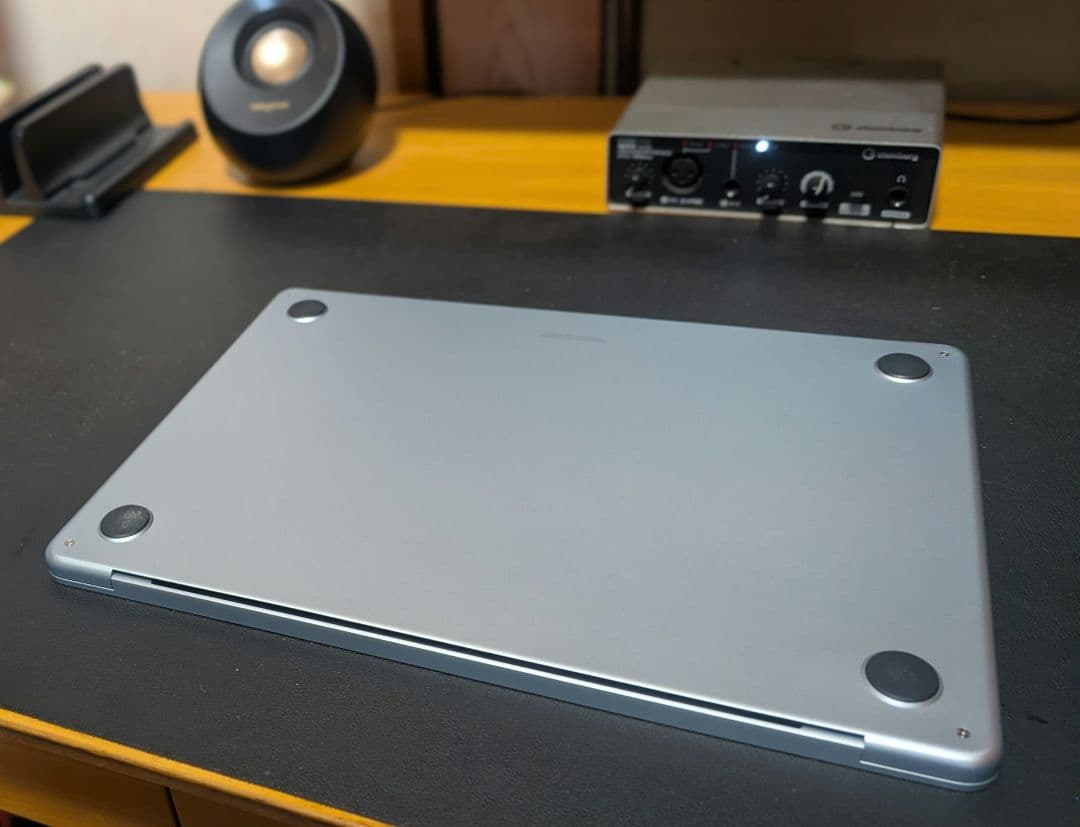 MacBook Air M4 スカイブルー（ バッテリー100% 充電12回）