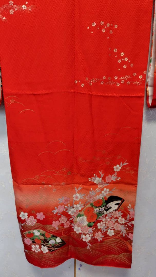 RK549子供着物着丈136センチ裄丈57センチ重ね襟付き綺麗美品7歳前後用