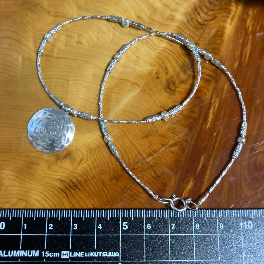 カレンシルバー　蜘蛛のモチーフ　トライバル・ペンダントチョーカー