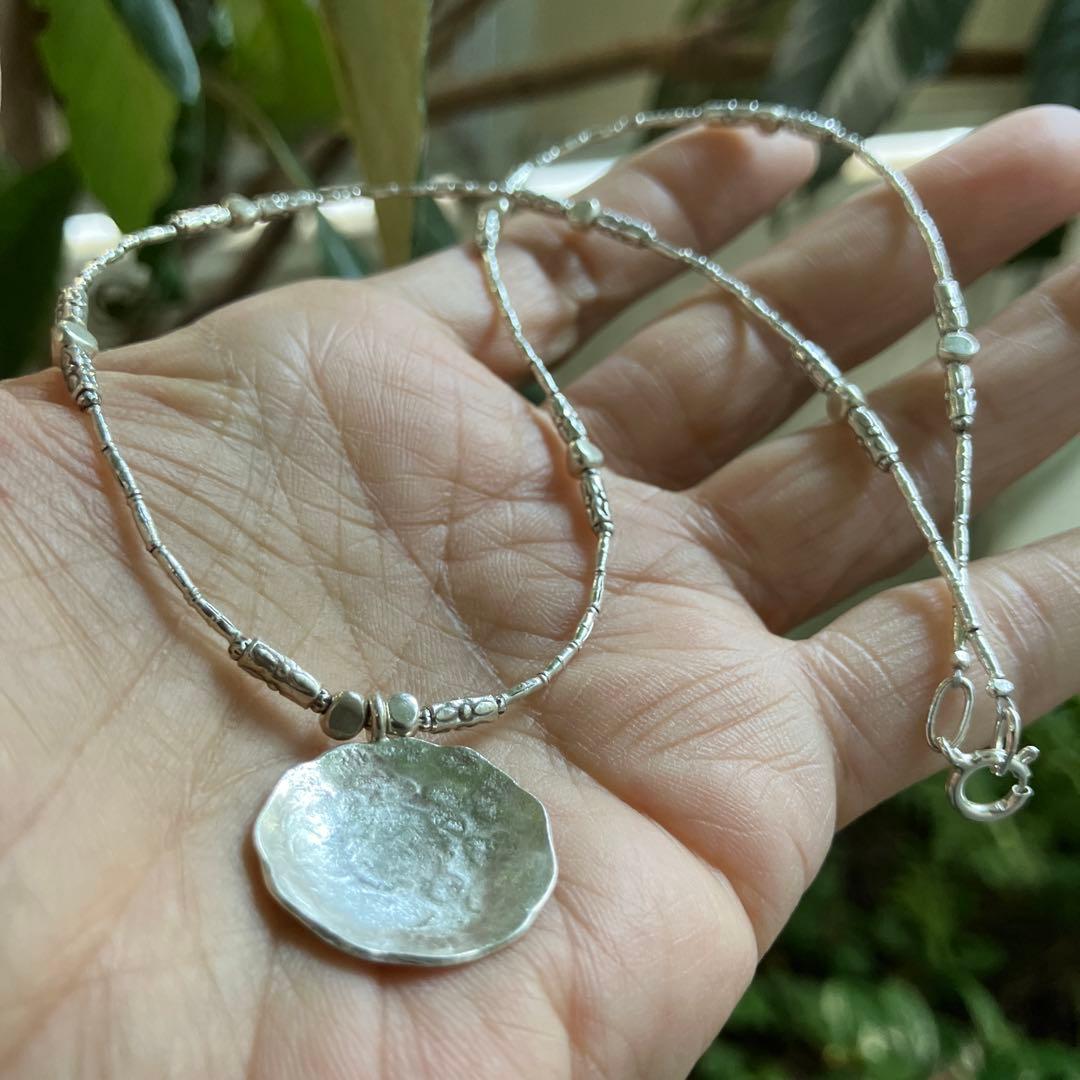 カレンシルバー　蜘蛛のモチーフ　トライバル・ペンダントチョーカー