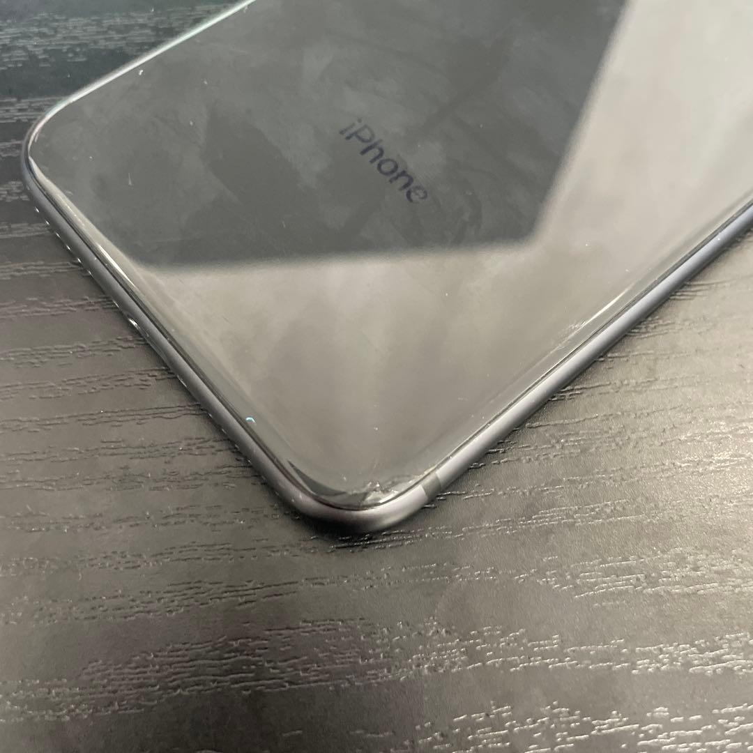 Apple iPhone 8 64GB スペースグレイ