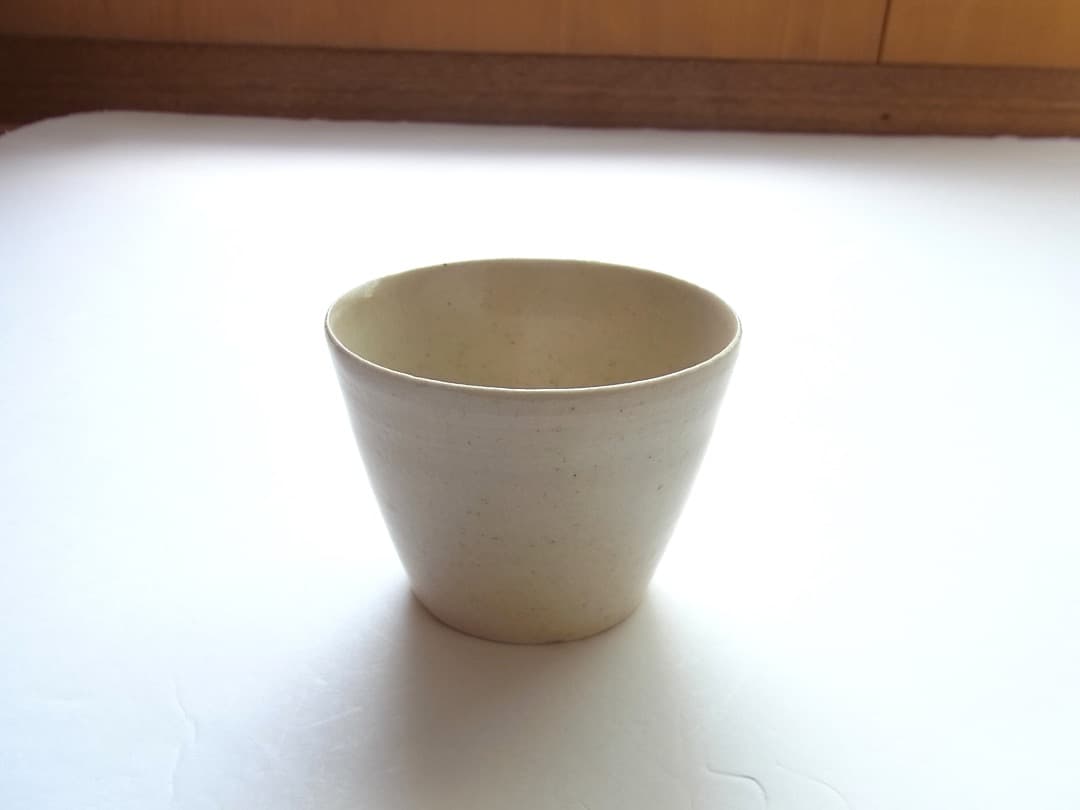 山本亮平『白瓷猪口』盃茶杯 初期伊万里 李朝 古唐津 黒高麗 オンギ くらわんか
