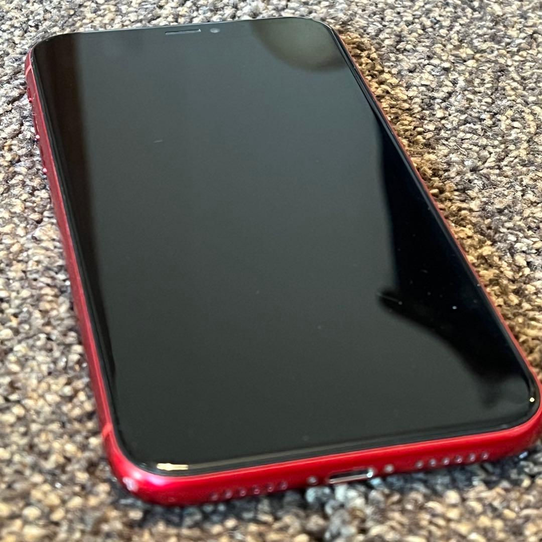 iPhone XR 128GB レッド au