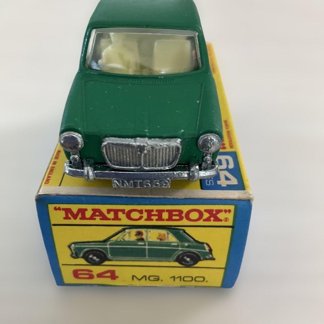 ミニカー　マッチボックス　64 MG.1100