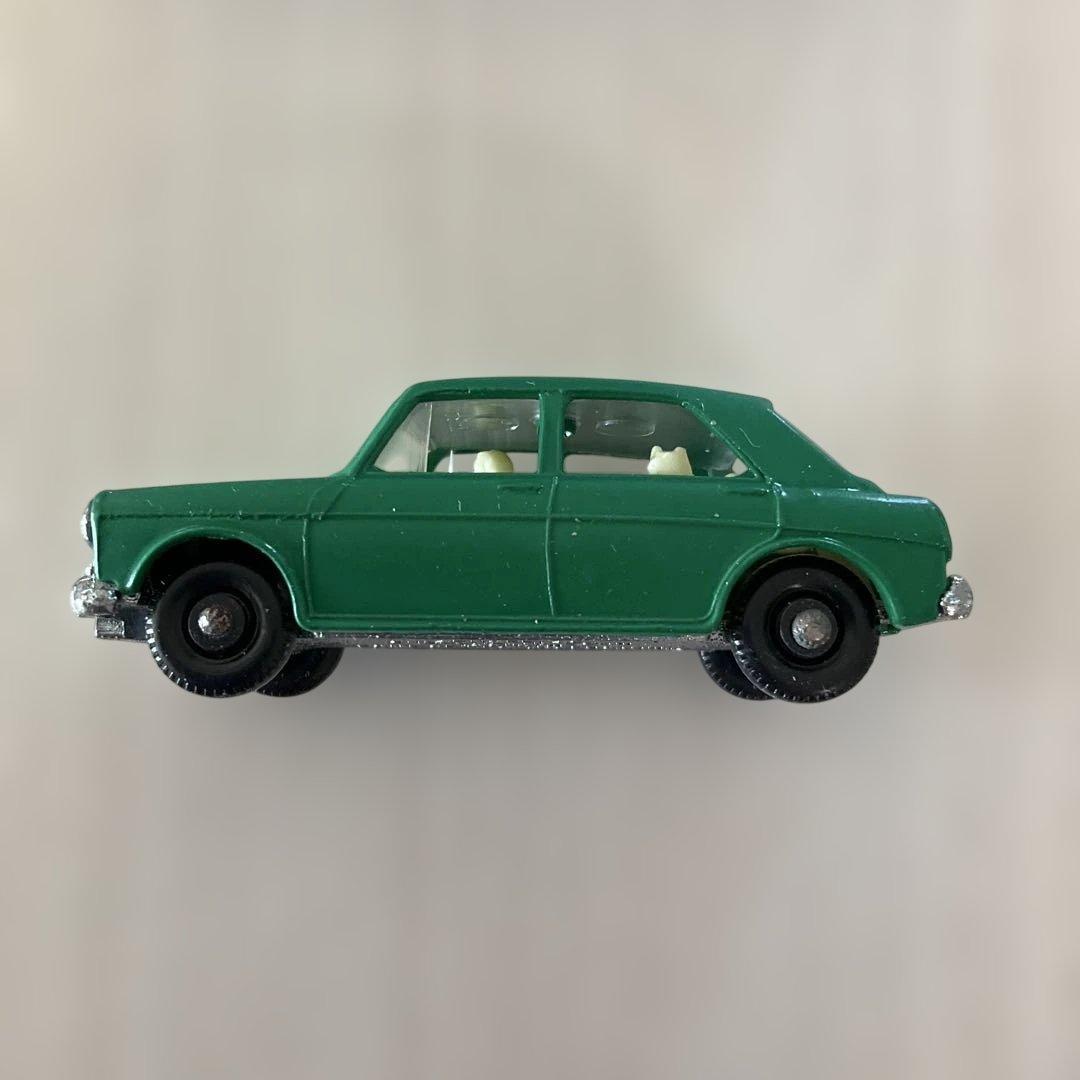 ミニカー　マッチボックス　64 MG.1100