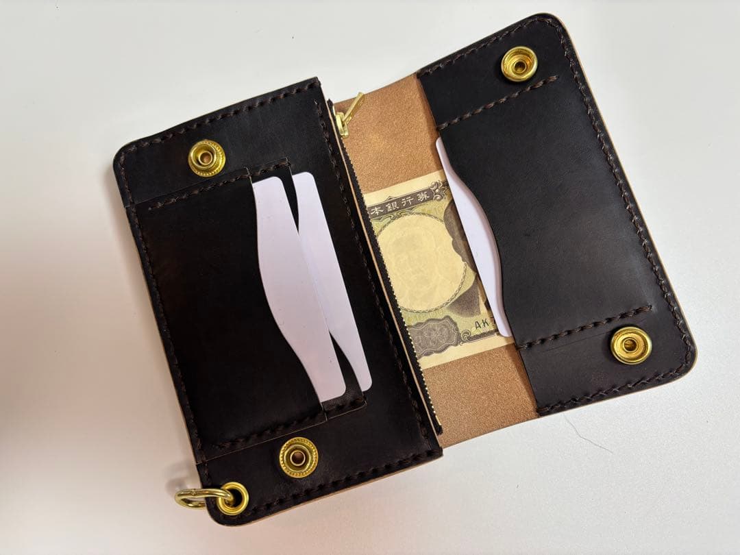 黒　ヌメ革　茶芯　丘染　トラッカーウォレット　3層　真鍮 レザークラフト