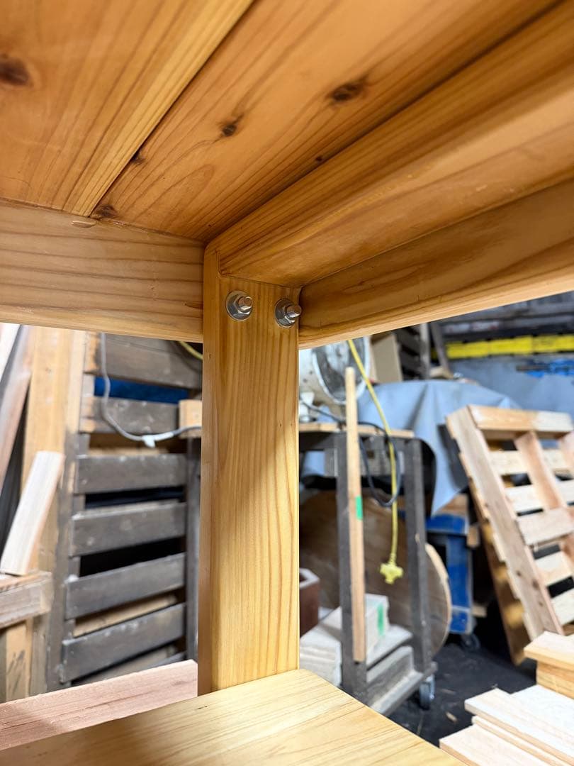 木製ベンチ　縁台タイプ　下段物置き付き