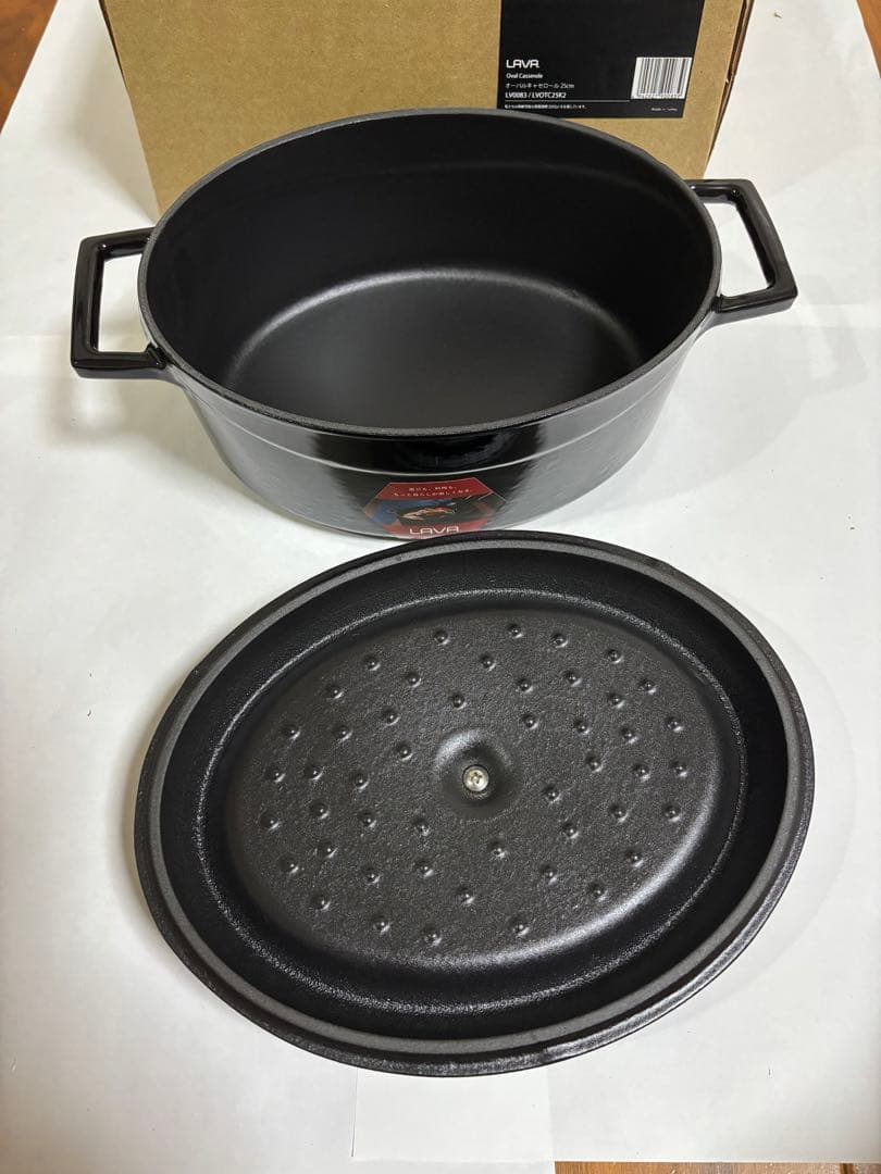 LAVA ラヴァ オーバルキャセロール シャイニーブラック25cm割れ凹み無し②