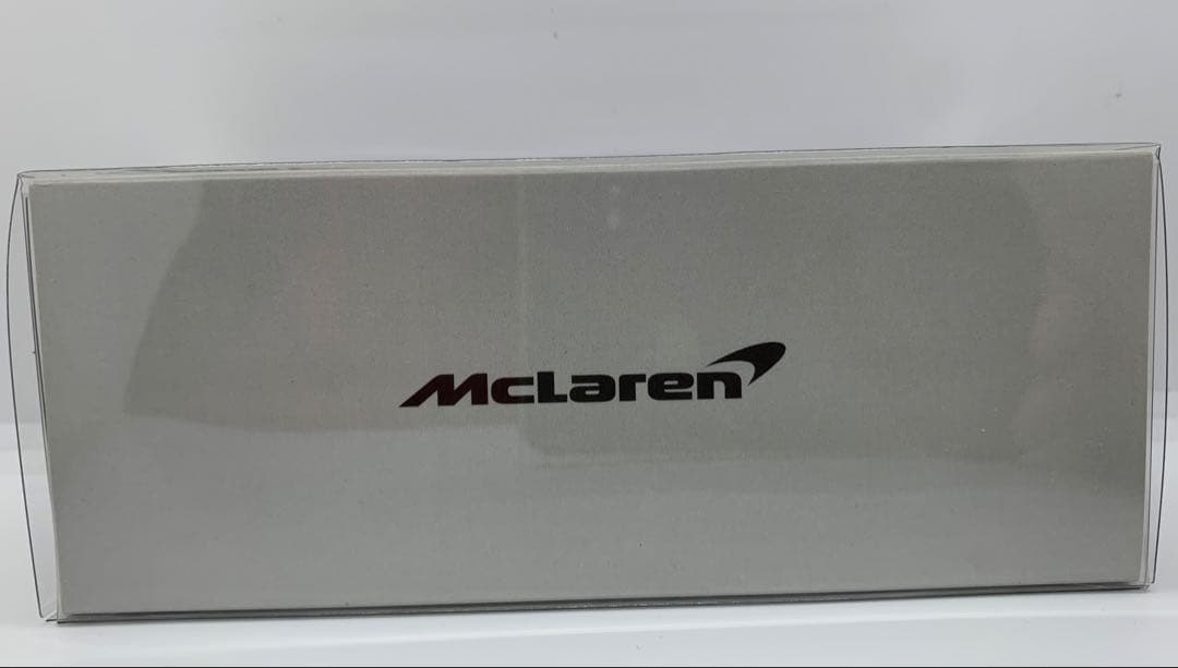 マクラーレン特注1/43 McLaren 720S カーボン調ベース