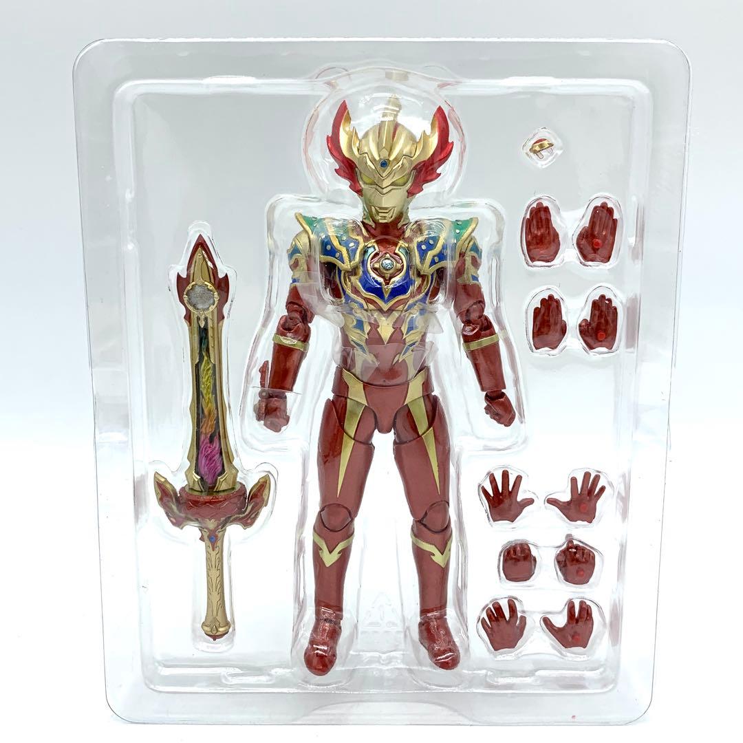 SHフィギュアーツ　ウルトラマンタイガ　トライストリウムレインボー