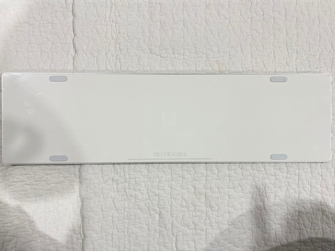 【USBケーブル無】アップル純正APPLE マジックキーボード 日本語JIS配列