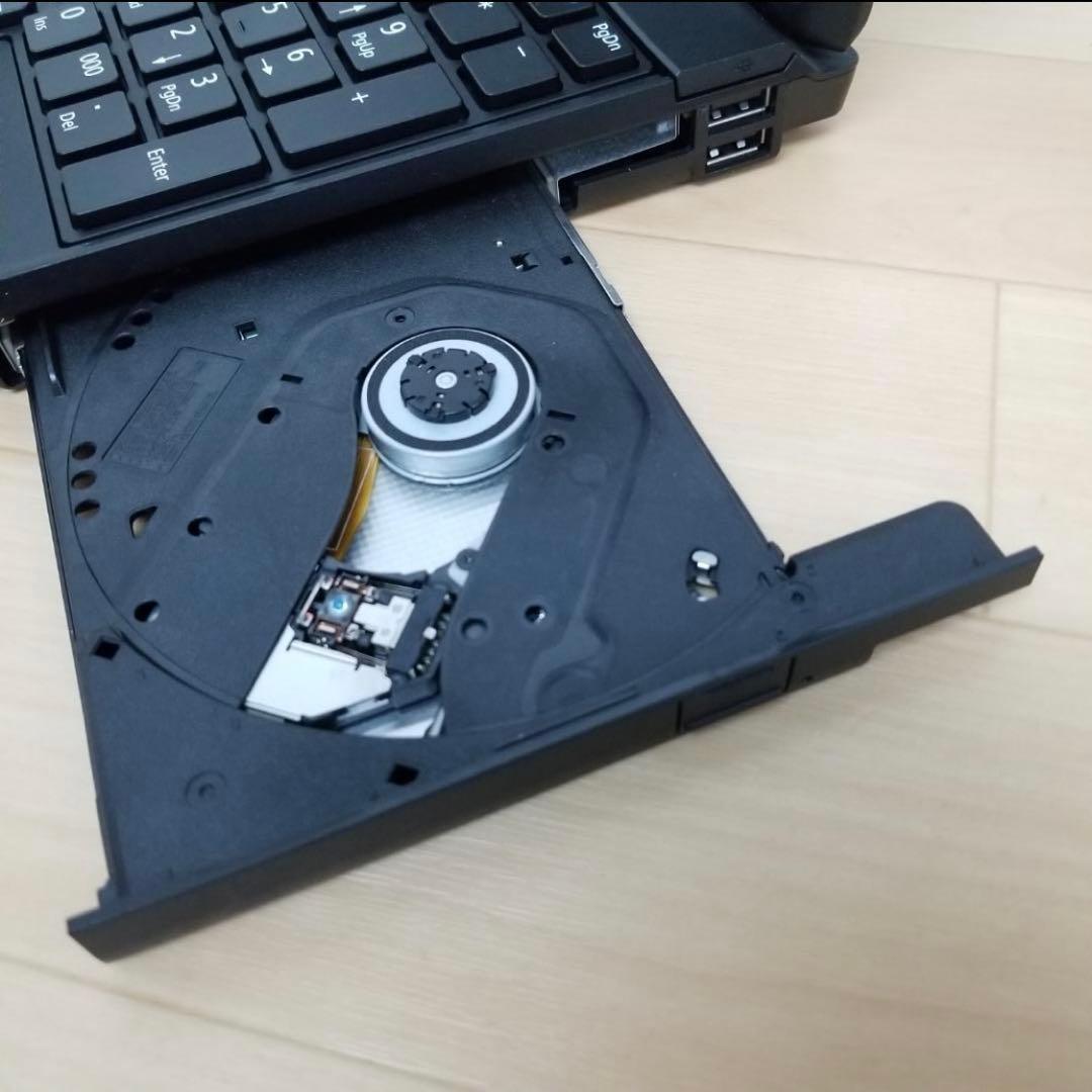 SSD i3搭載 Win11 ノートPC 富士通 (E1061