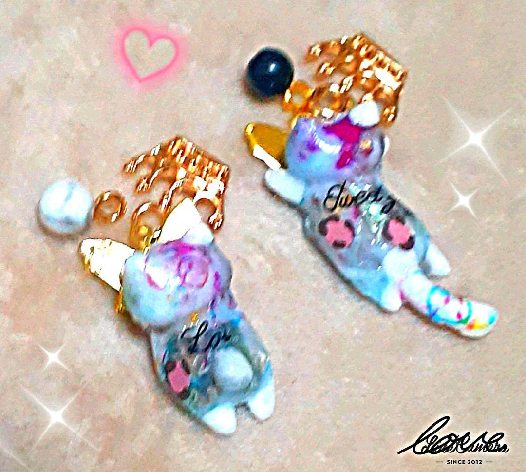 793専用　天然石　透き通るマリン桜ぐで猫.とびつき猫ちゃん　イヤリング