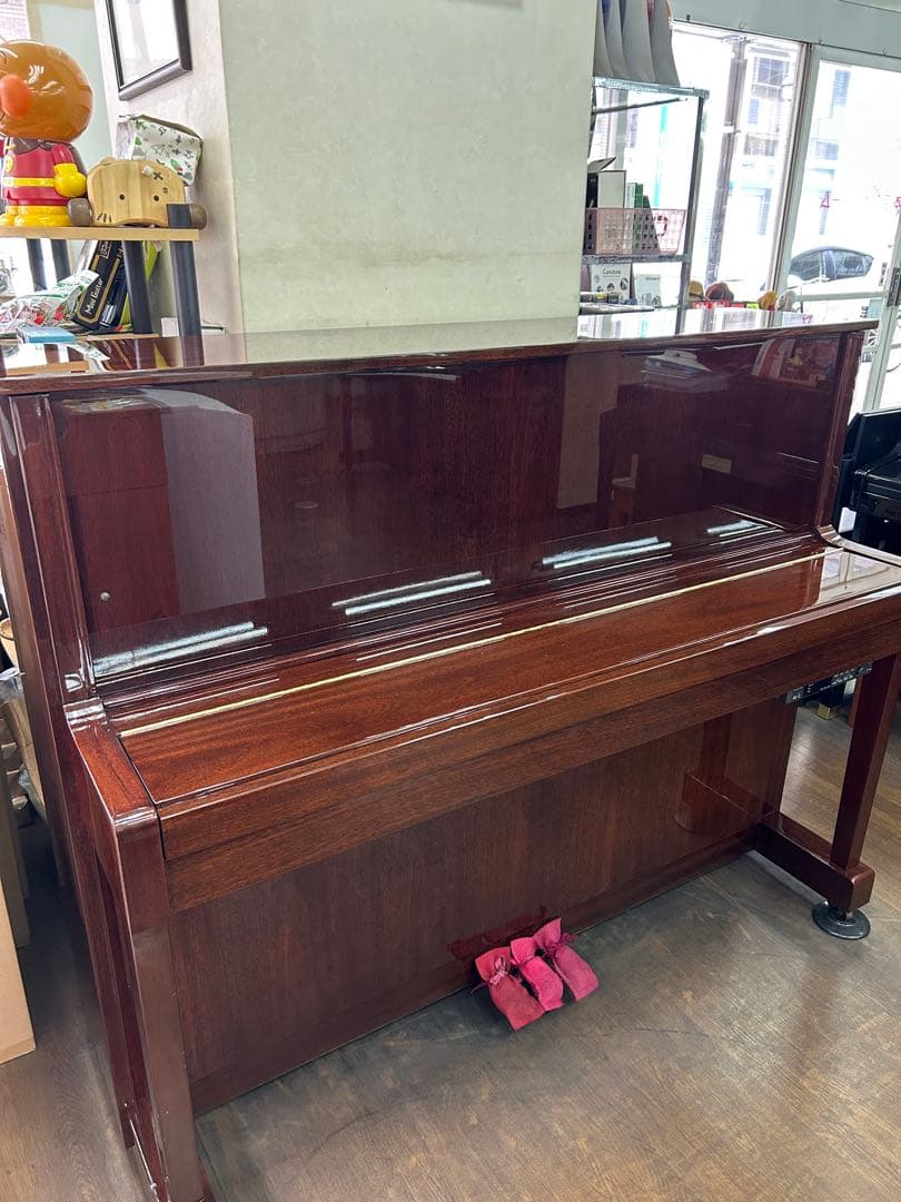 超価格カワイピアノ、K30M、人気のサイレント付、高級木目調艶出し、1台限り！