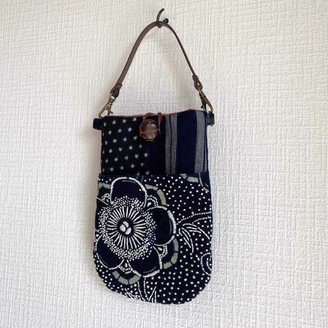 古布藍型染め花模様×刺し子ポーチ｜柿渋染め内布・猫ブローチ付｜一点物