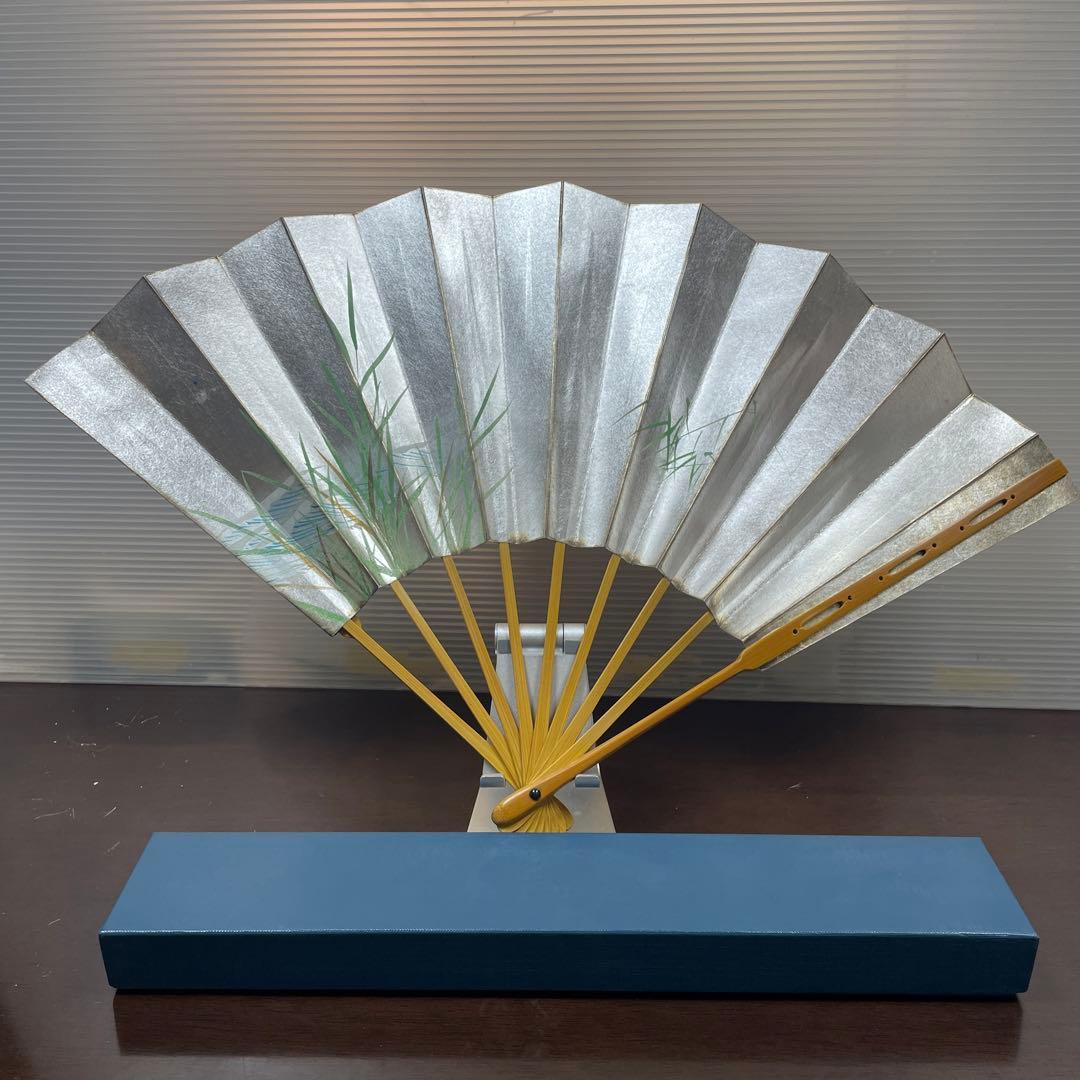 能 扇子
