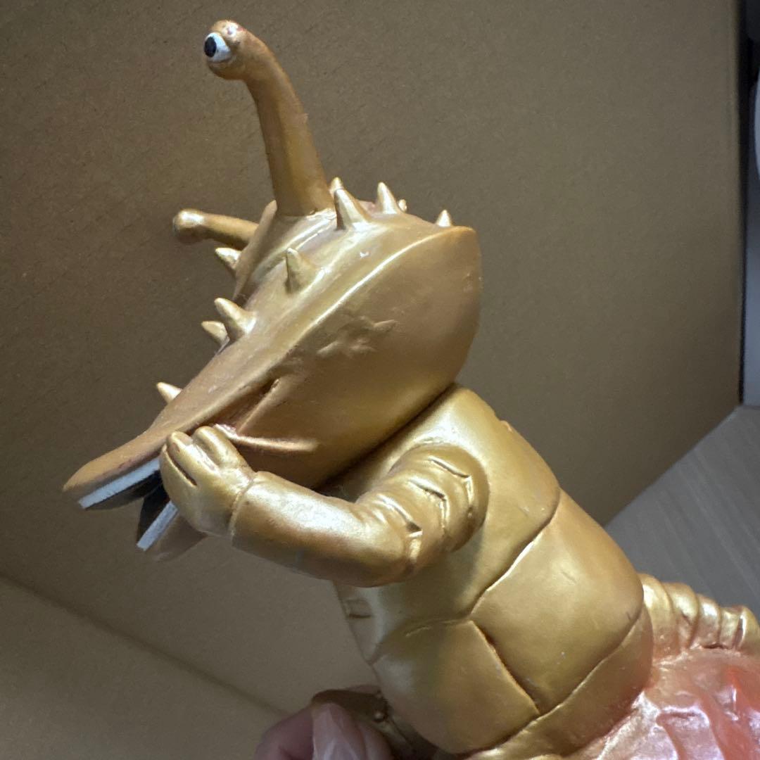 カネゴン　MARMIT 円谷プロ