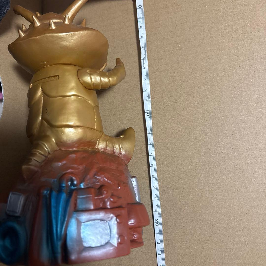 カネゴン　MARMIT 円谷プロ